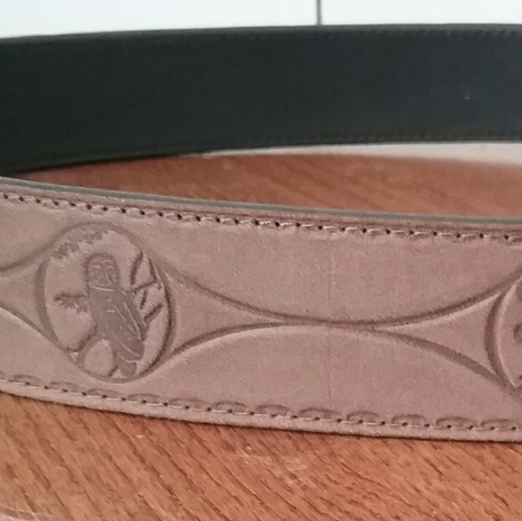 Landes Tan Leather Belt w/ Embossed Wildlife NWOT